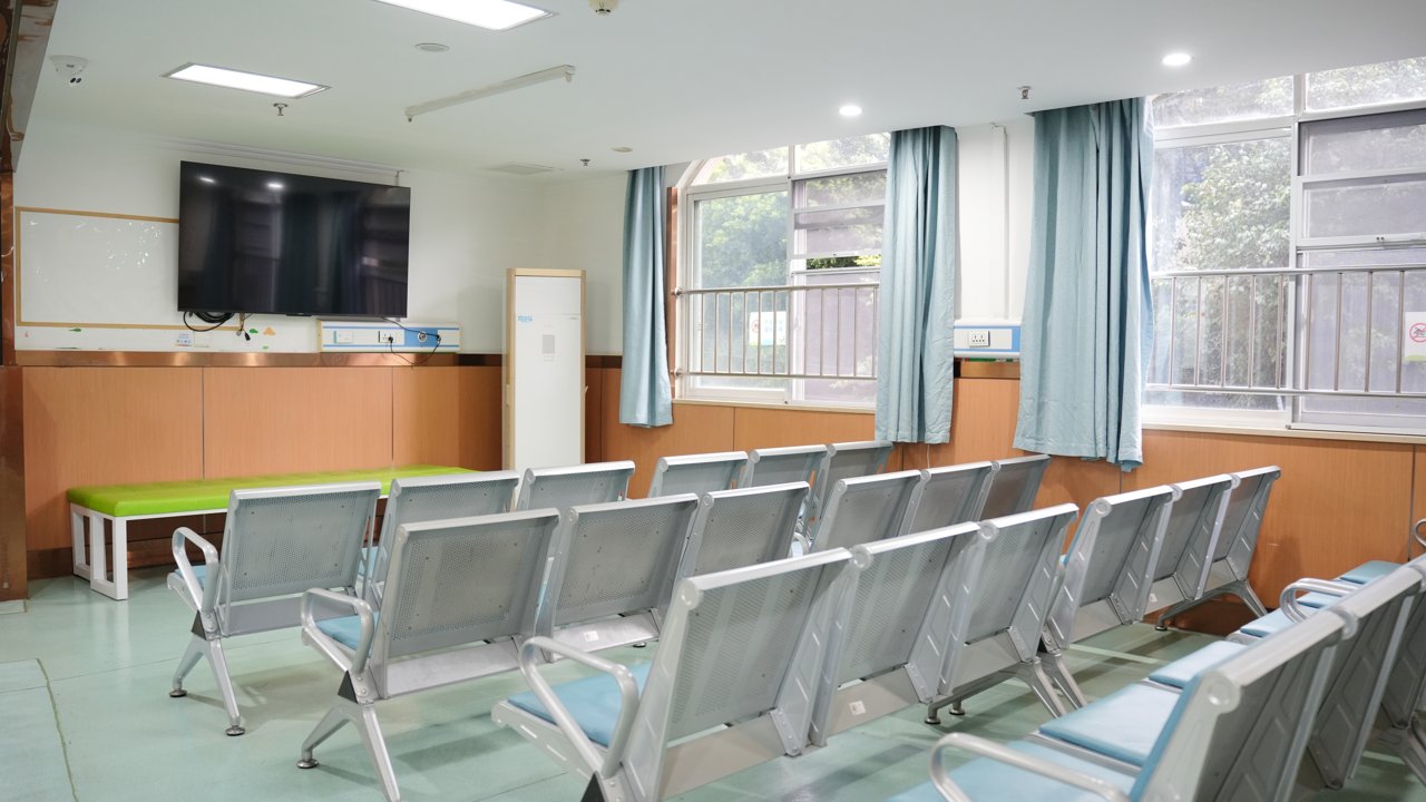 安顺市孩子儿叫名字听不清去哪看？安顺市家长都在搜的就诊攻略